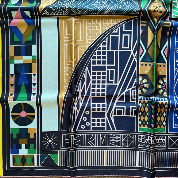 Hermes Multicolor Silk NDOP by Anamorphée Scarf 90 2017 Blue Geometric - Picture 4 of 10